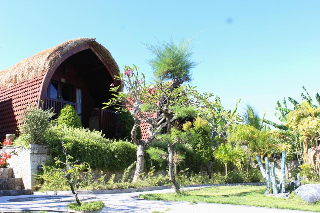 Bamboo Bungalow Jungle View Batununggul エクステリア 写真