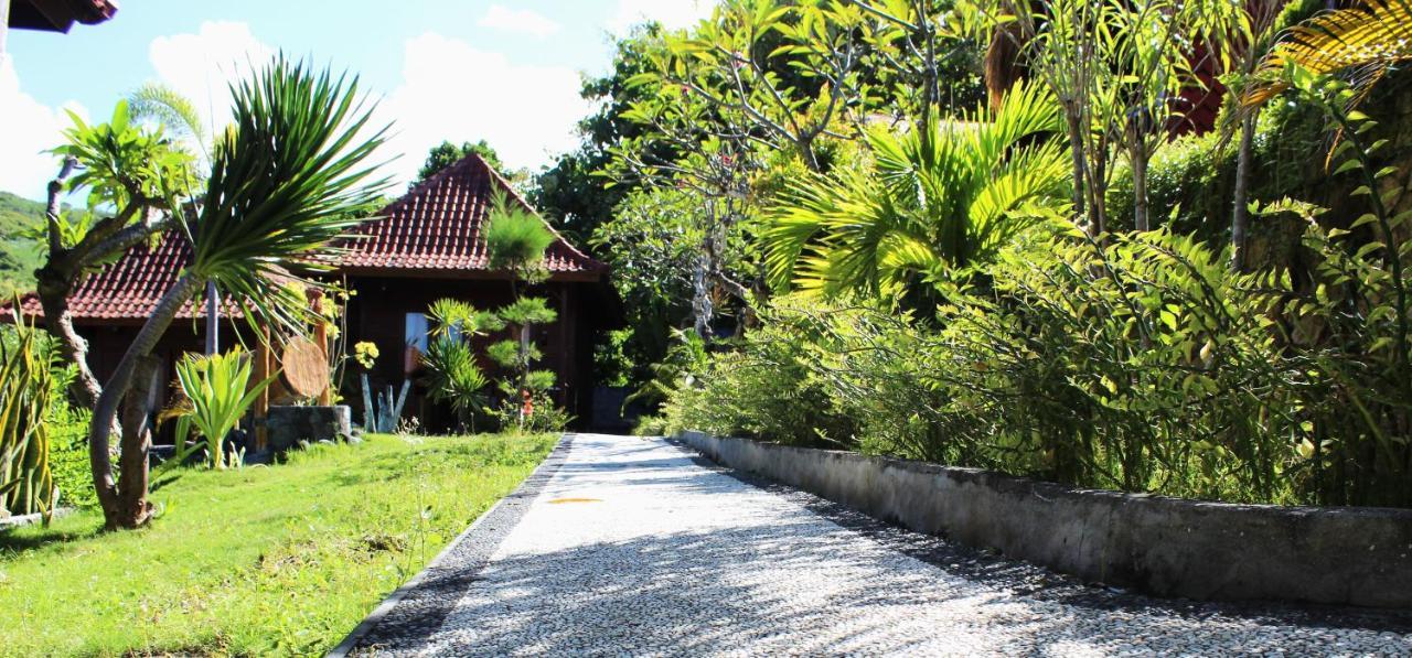 Bamboo Bungalow Jungle View Batununggul エクステリア 写真