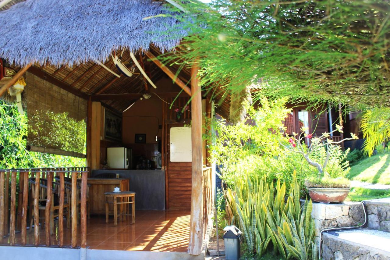 Bamboo Bungalow Jungle View Batununggul エクステリア 写真